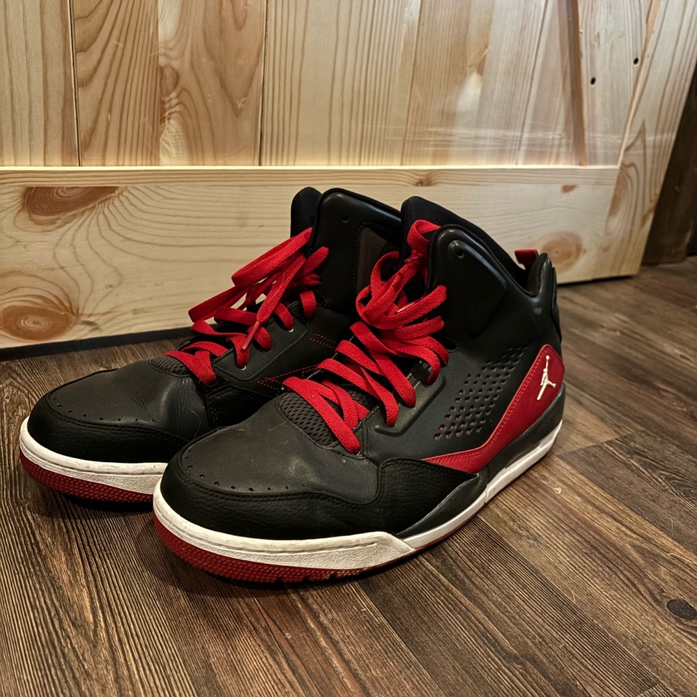 Nike Air Jordan Men's Flight Shoes Black Red SZ 11.5 US